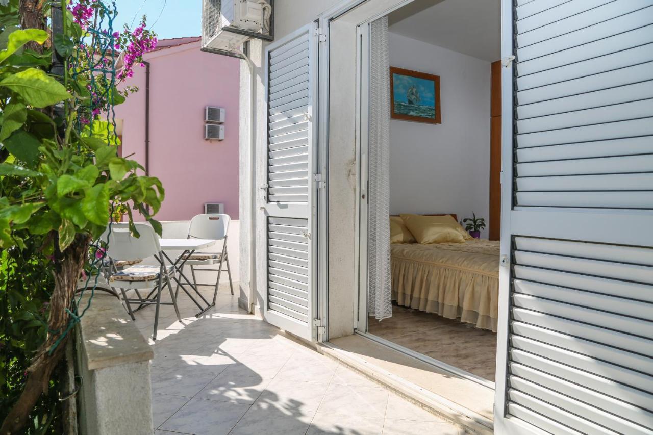 Apartments Butkovic Hvar Town Exterior foto
