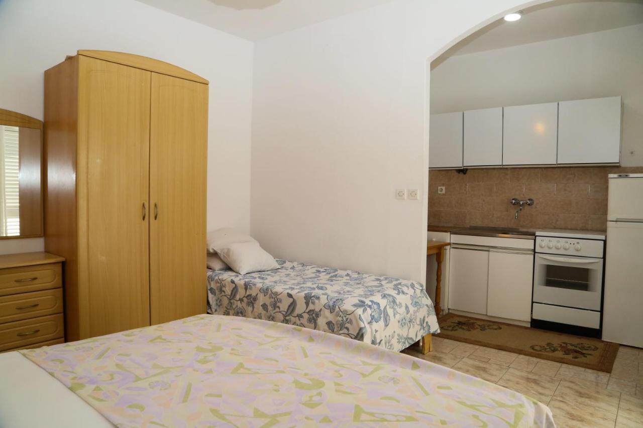 Apartments Butkovic Hvar Town Exterior foto