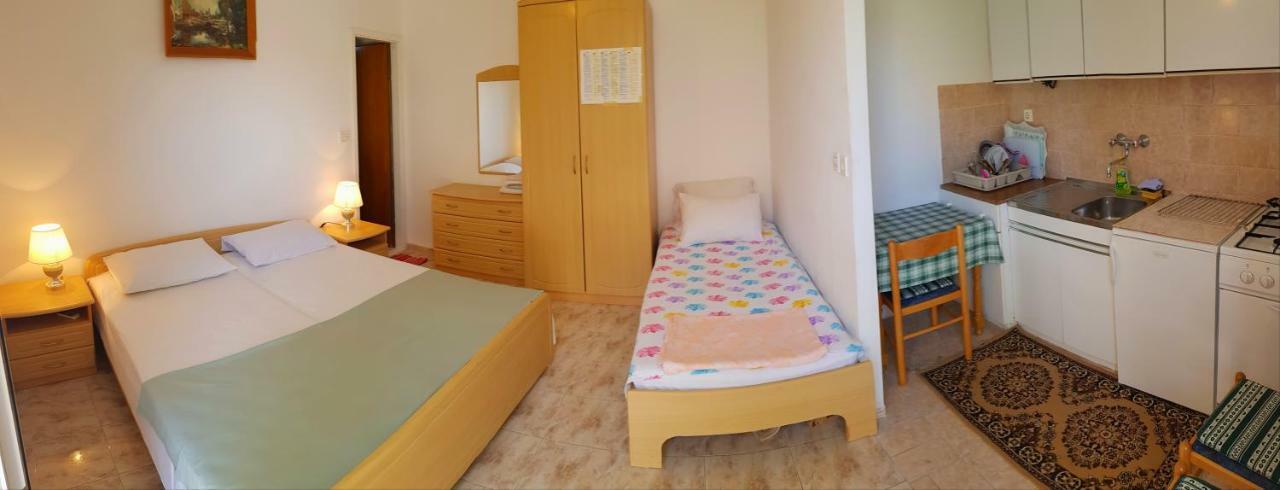 Apartments Butkovic Hvar Town Exterior foto
